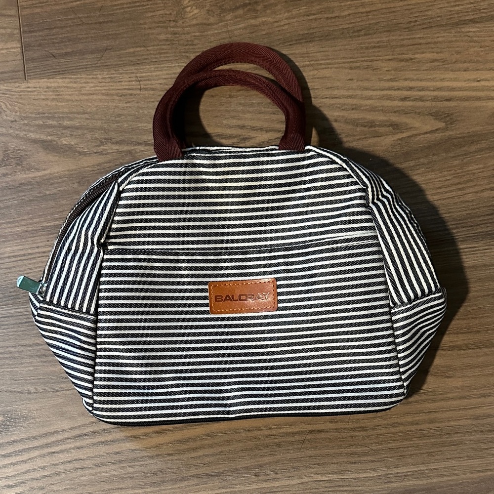 Insulated purse cooler bag